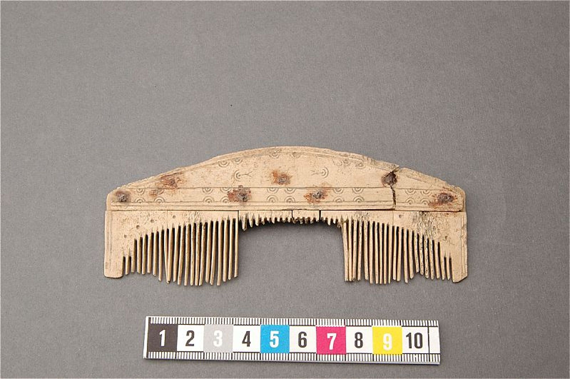 H�eben z hrobu Tuna Alsike XIV.