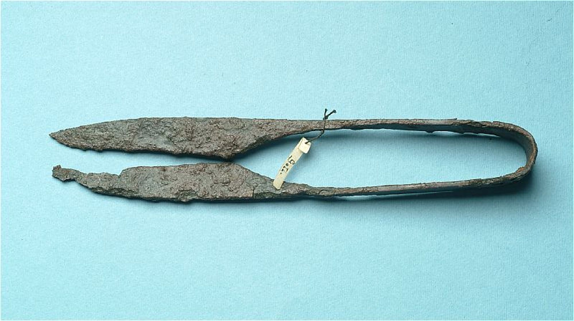 n��ky z hrobu salmunds a7 na gotlandu.